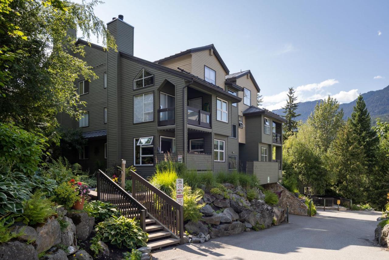 Powderview 12 By Whistler Premier Apartment Exterior photo
